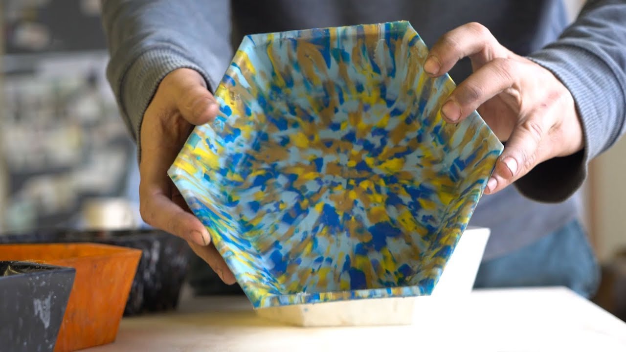 A lasercutted mould to make bowls from #preciousplastic