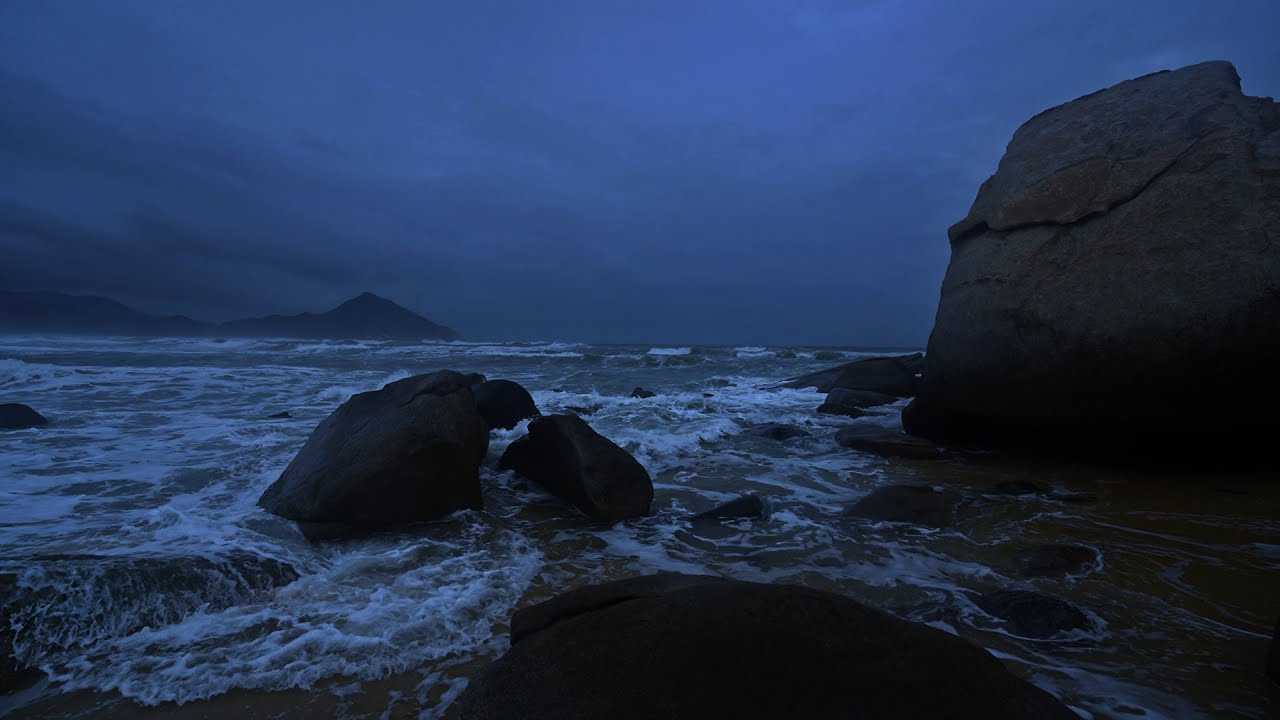 Fall Into Sleep Instantly - Ocean Waves Sounds in Peaceful Night, Deep Sleep at Cannon Beach