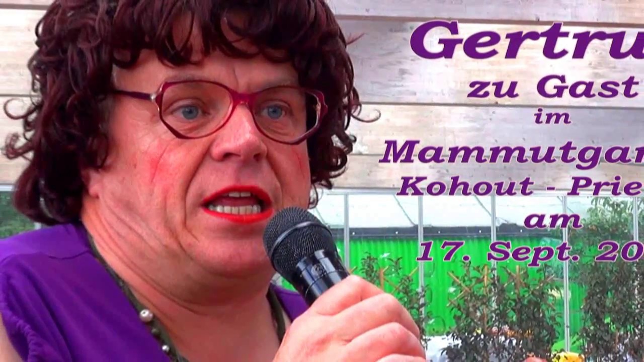 Oma Gertrud alias Heiko Harig zu Gast in Kohout's Mammutgarten