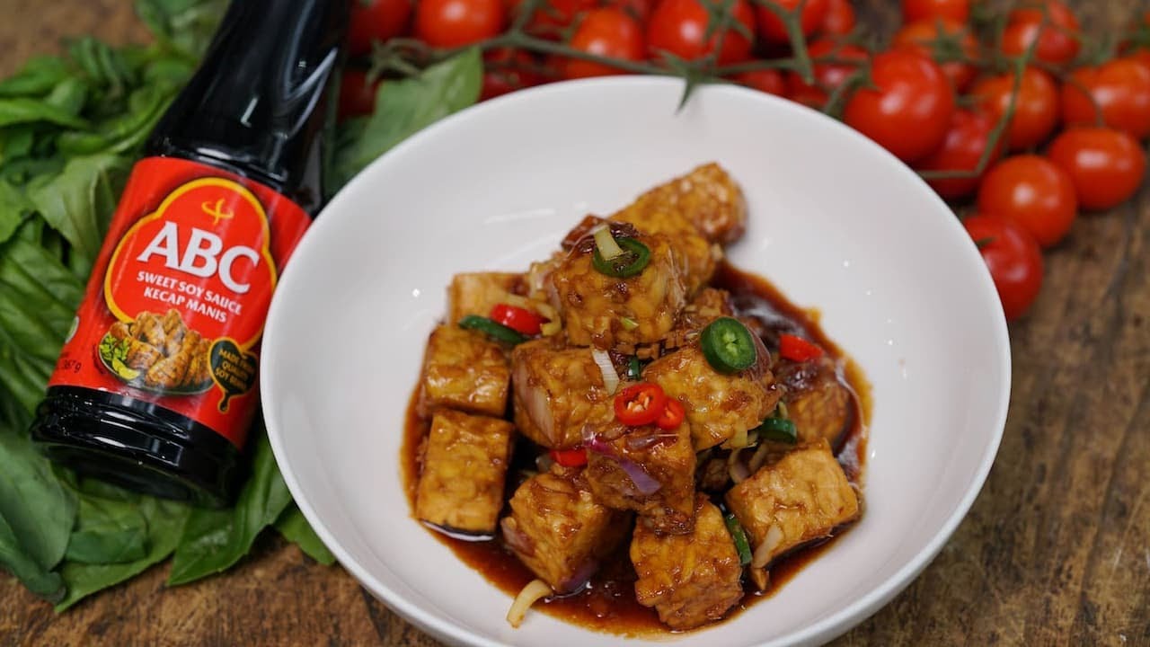 Crsipy Tempeh Kecap by Chef Karen Chan & Laura Sharrad | My Market Kitchen Season 9