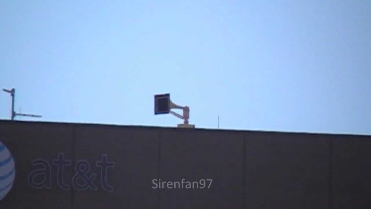 Downtown Federal Signal Thunderbolt 1000 - Wichita, KS 11/28/11