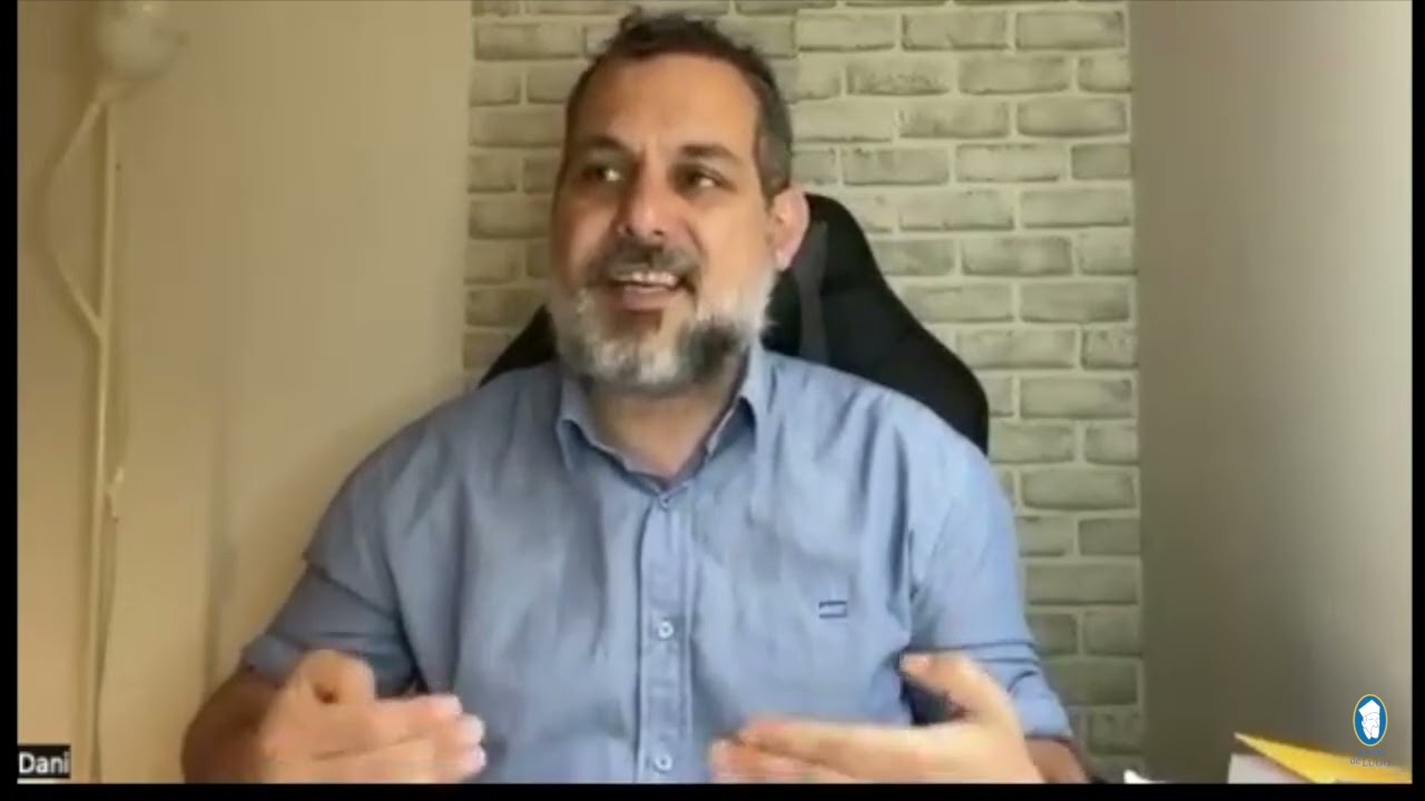 Materialismo, postmodernismo y constituciones - En la diana