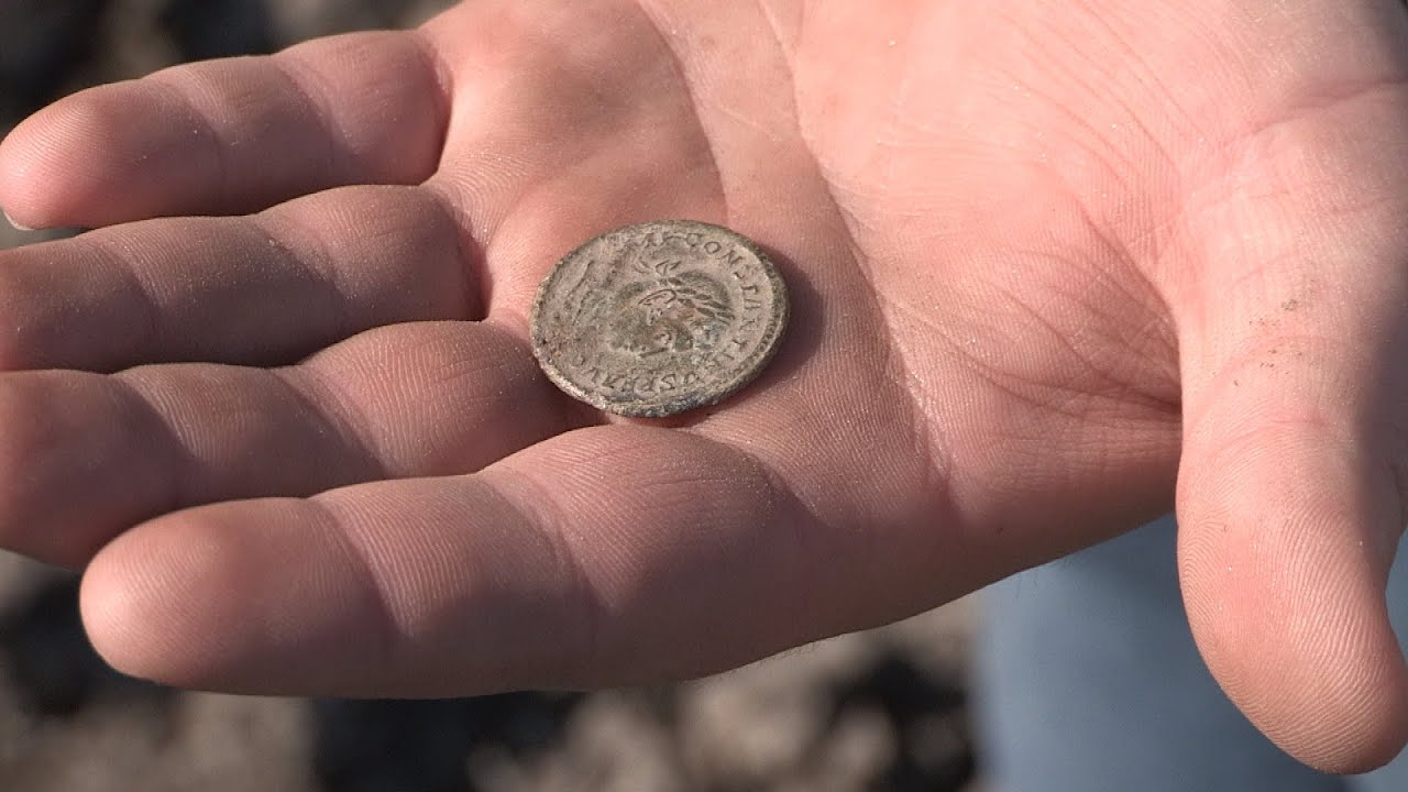 Római leletek után kutattak a Balatoni Múzeum önkéntes fémkeresői