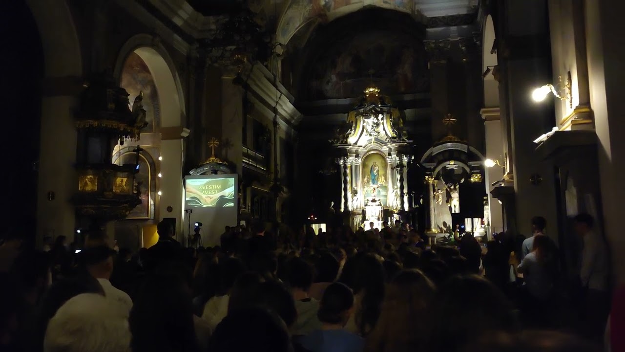 Varuj me ti nocoj Angelček moj - Študentska maša Frančiškanska cerkev Ljubljana
