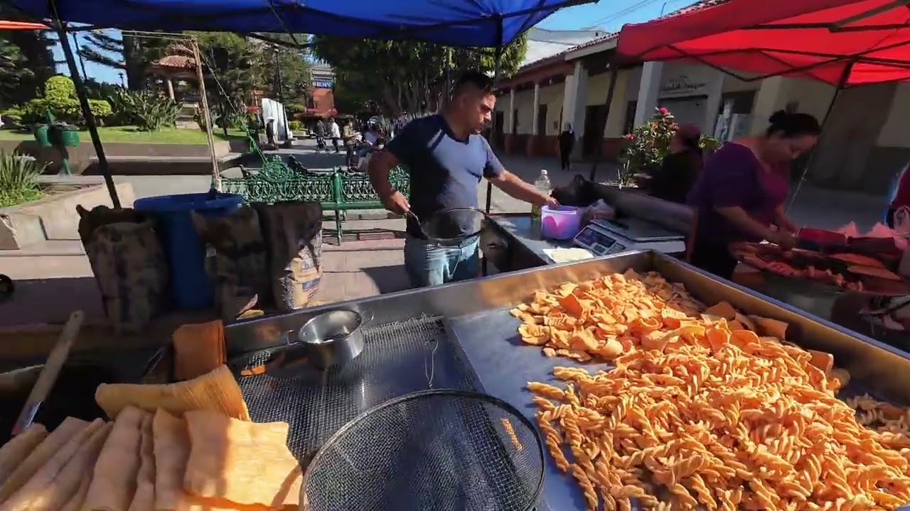 Muy buenos días, lunes en la plaza de mi #Chavinda #yonacíenchavinda 2 de marzo