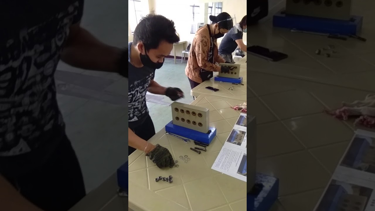 Skilltest practice bolts and nuts
