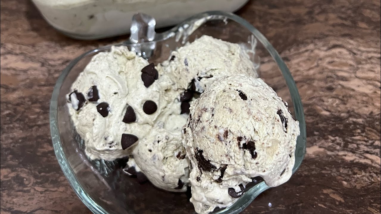 Peppermint Ice Cream Recipe | 在家也能自制薄荷冰淇淋！