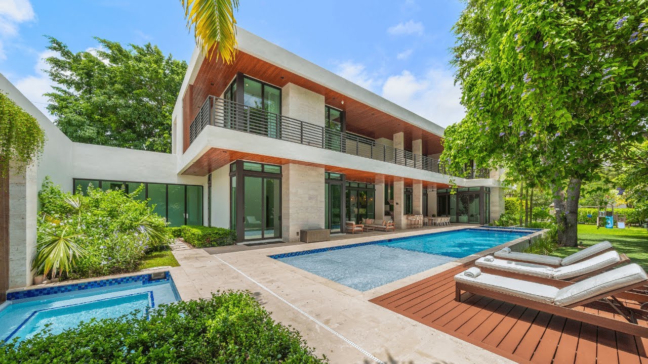 Tour This $10.9M Pinecrest Estate | Resort-Style Luxury by Cesar Molina