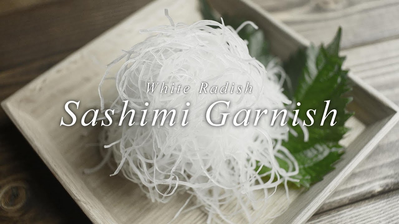 (without music)How to make the Sashimi Garnish.  大根のツマの作り方。（横剣 ）（4K)