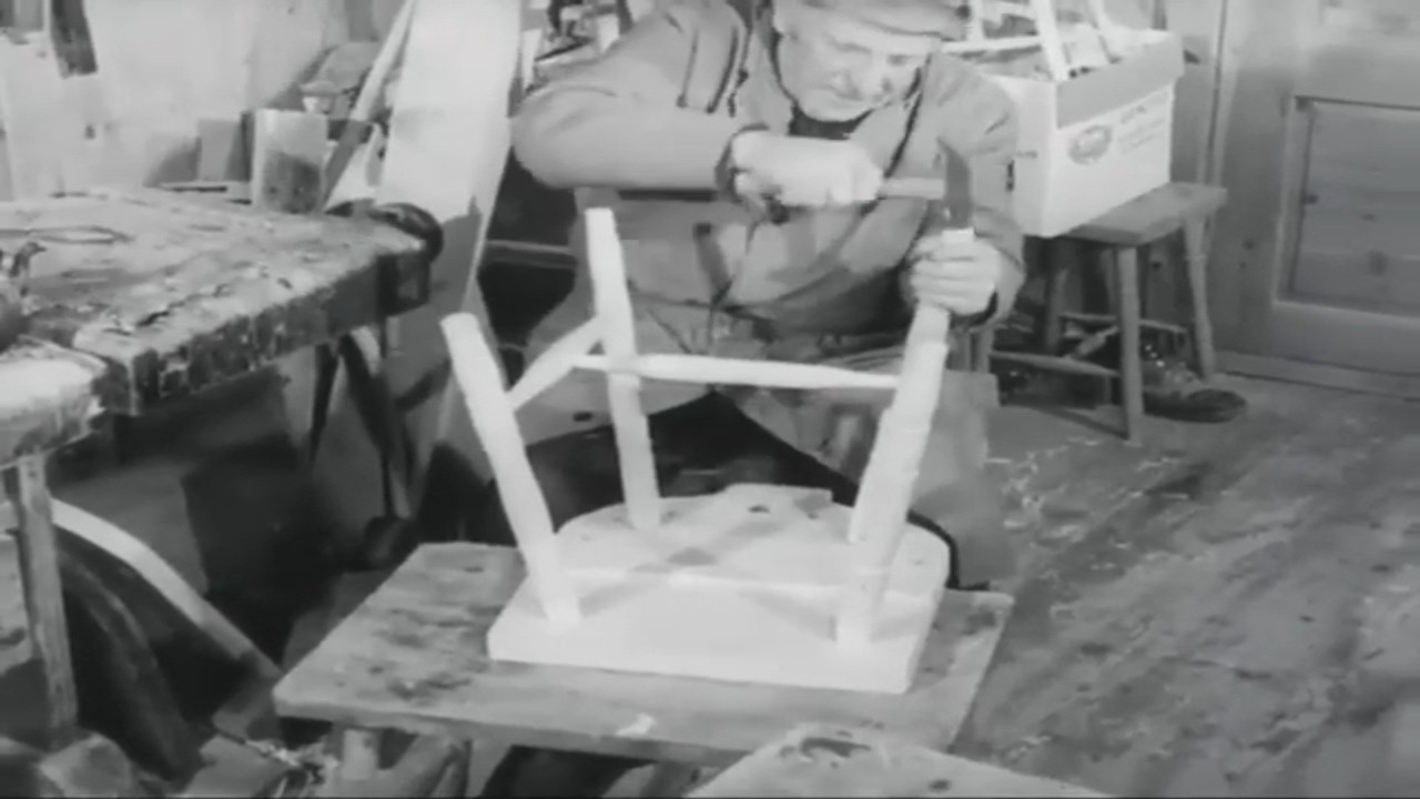 How Does this Chairmaker Builds a Beautiful Traditional Norwegian Chair? - Old documentary (Eng Sub)