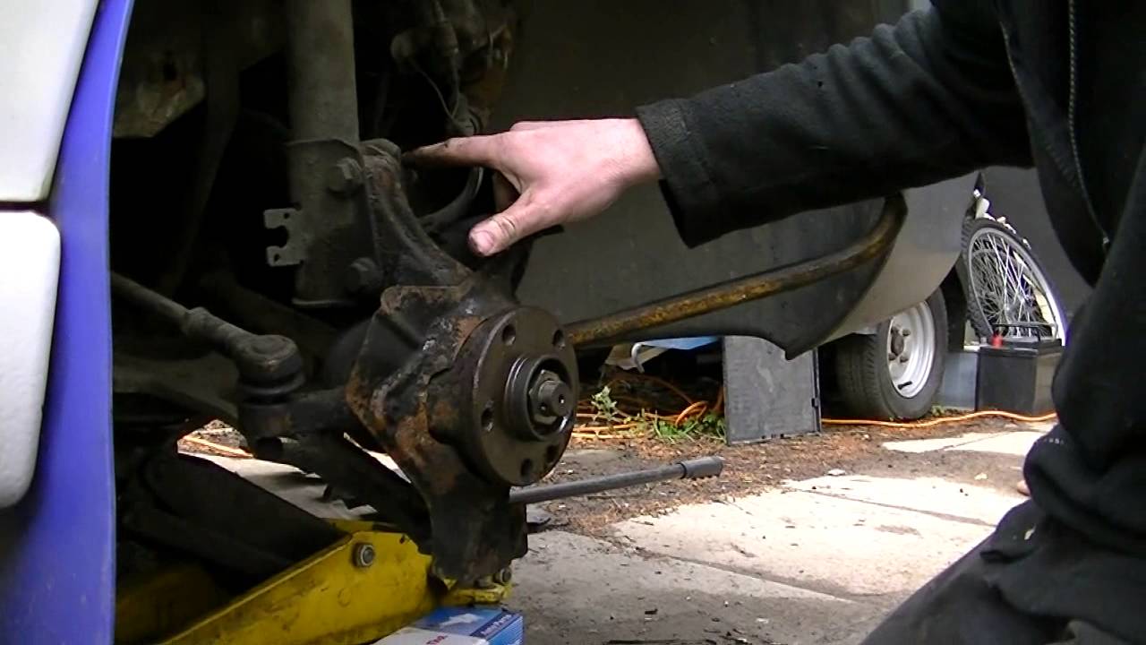 How Too - Fiat Scudo Front wheel bearing Replacement - Part 1