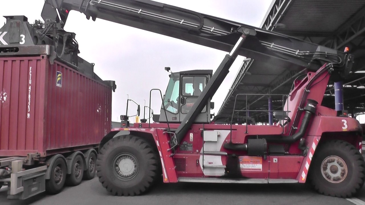 D3463 Kalmar Reachstacker DRF420-60S5 from 2009