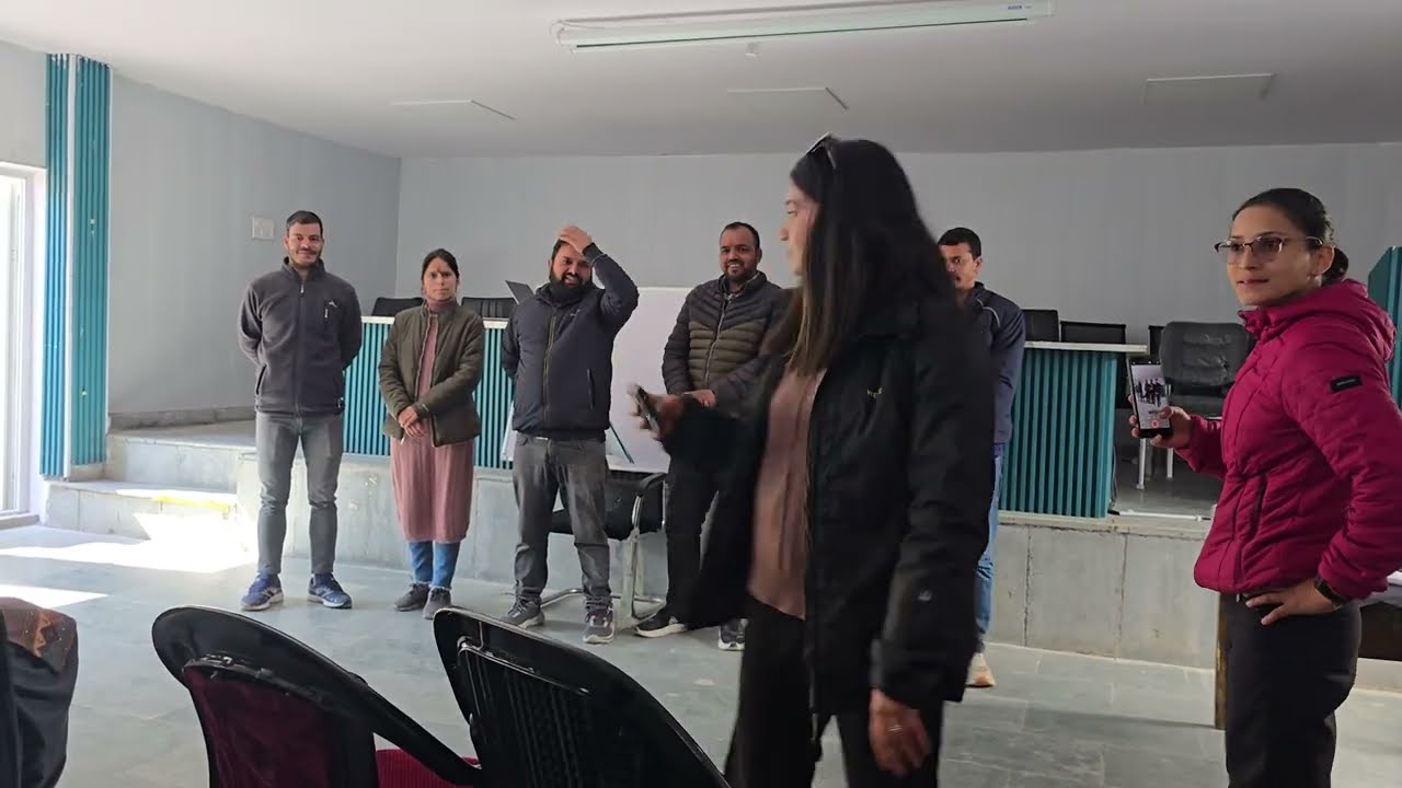 TREKKING TRANING SPONSORD BY TOURISM DEPARTMENT TEHRI ACT PART 1 RUDE AND CARELESS TREKKING GUIDE