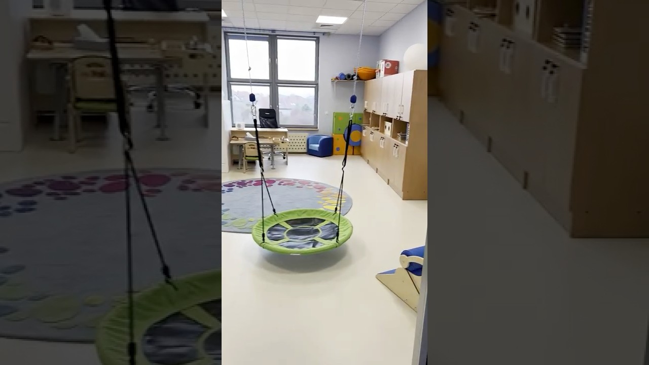 Sala sensoryczna dla dzieci w nowoczesnym żłobku 