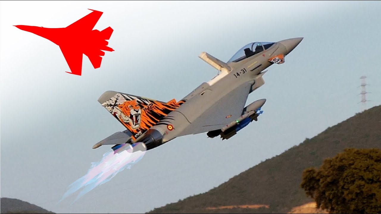 Mind-Blowing ✈️ RC Plane Defies Strong Winds With Perfect Control!