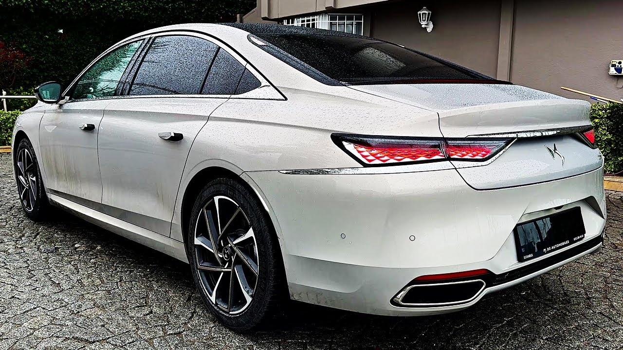 2023 DS 9 - Elegant Sedan
