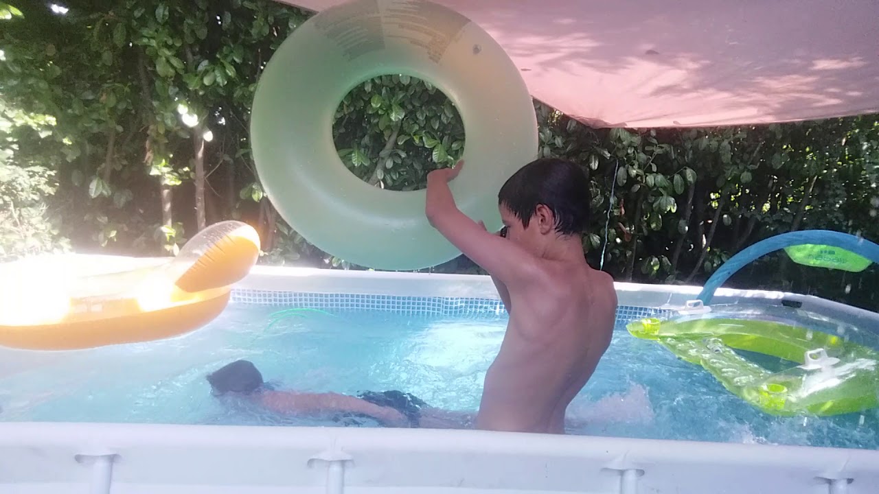 CAP OU PAS CAP DANS LA PISCINE