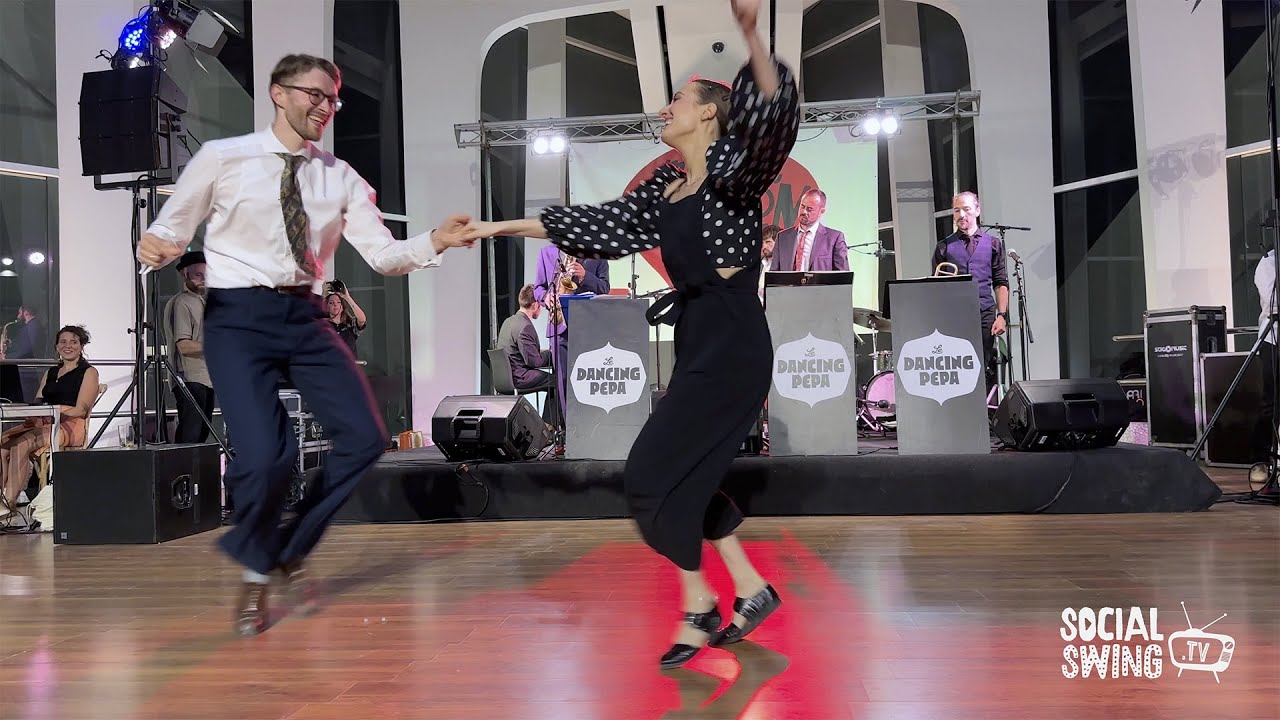 Move your Bottom 2023 - Teacher Presentation - Pamela and Tadas