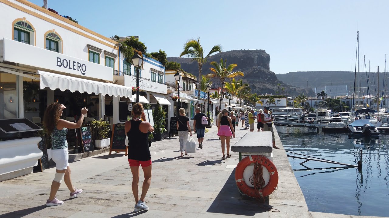 PUERTO DE MOGÁN (4K) ( GRAN CANARIA ) Summer 2022 - Beach Walk