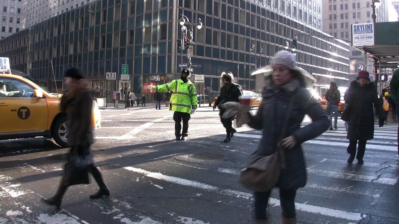 New York City - Walking down Lexington Avenue
