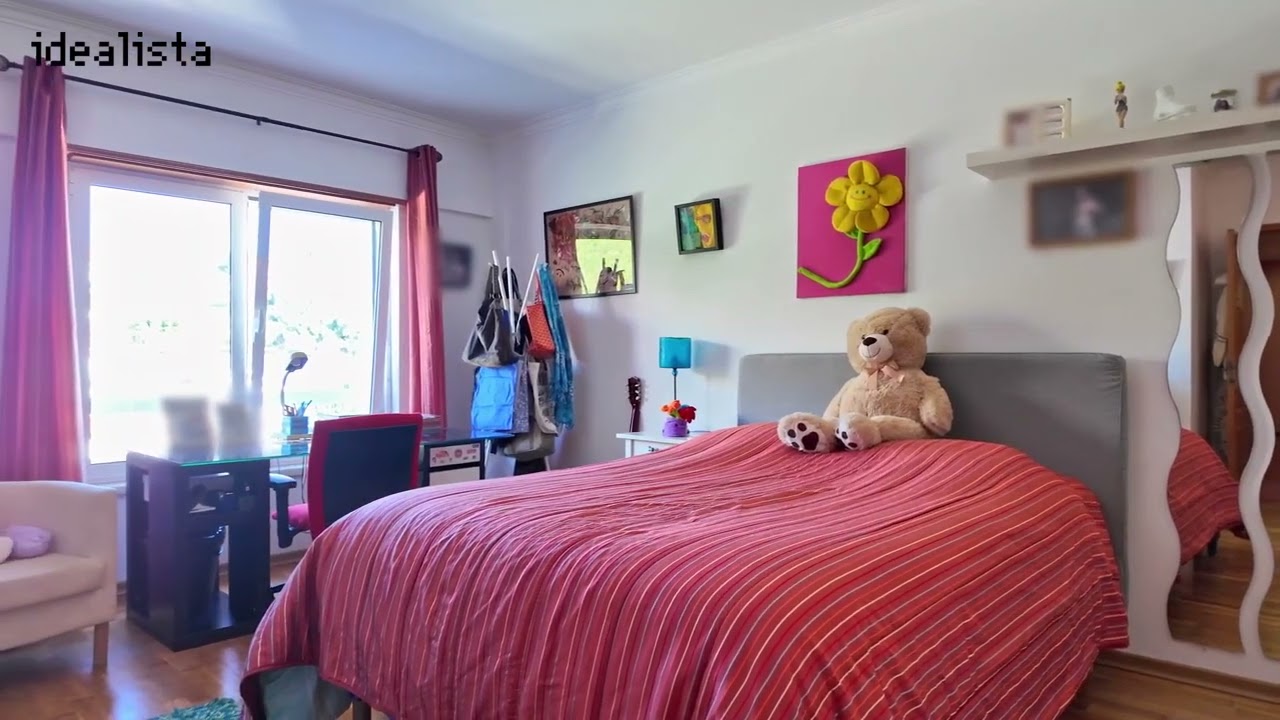 Apartamento T5 em Cascais com terraço, vista mar e garagem