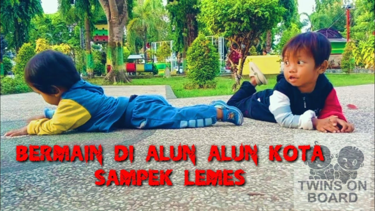 Serunya bermain di alun-alun kota. #bermain #alunalun