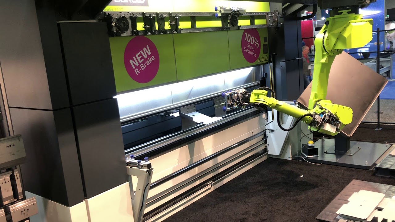 Fabtech 2018 - New Safan Darley R-Brake Automated Bending Cell
