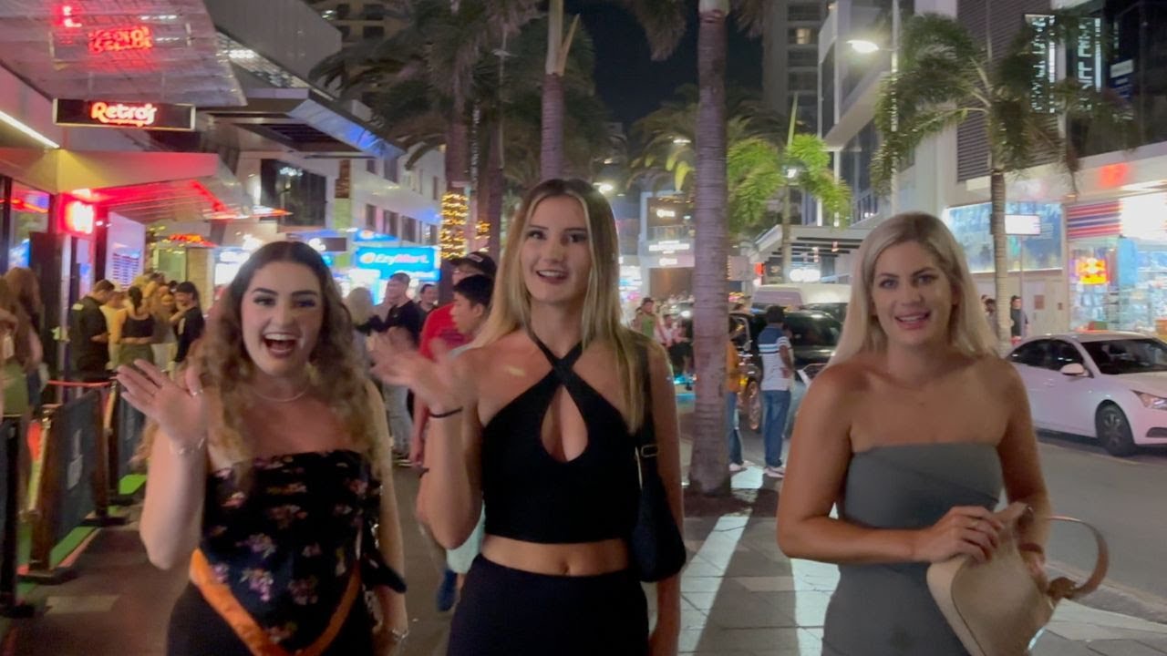 🇦🇺 Surfers Paradise, Gold Coast: Saturday Nightlife Fun ASMR Walking Tour In 4k Hd60fps 🇦🇺