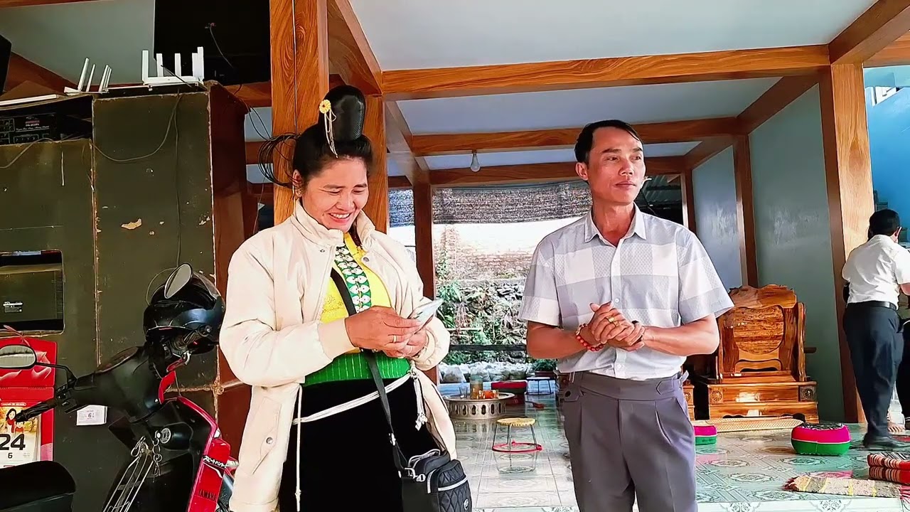 Lò thích thàm ai phương  anh pền một hầng leo à