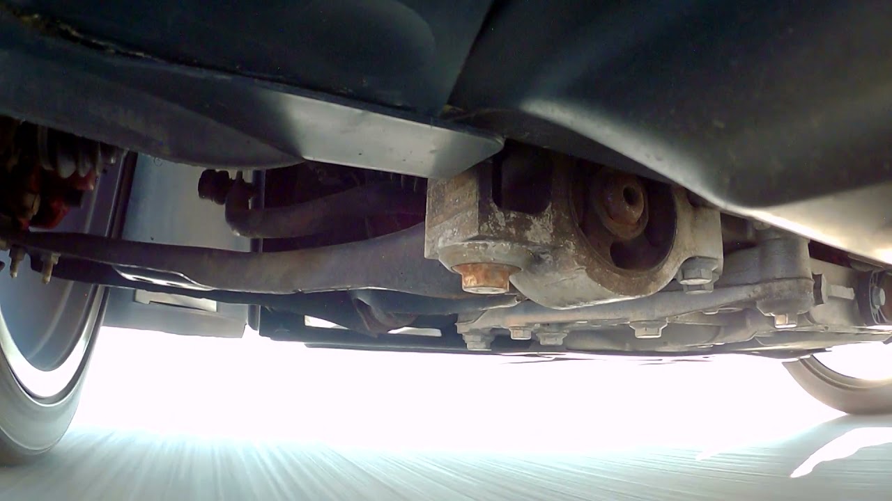 VW GTI mk6 - worn out front control arm bushing