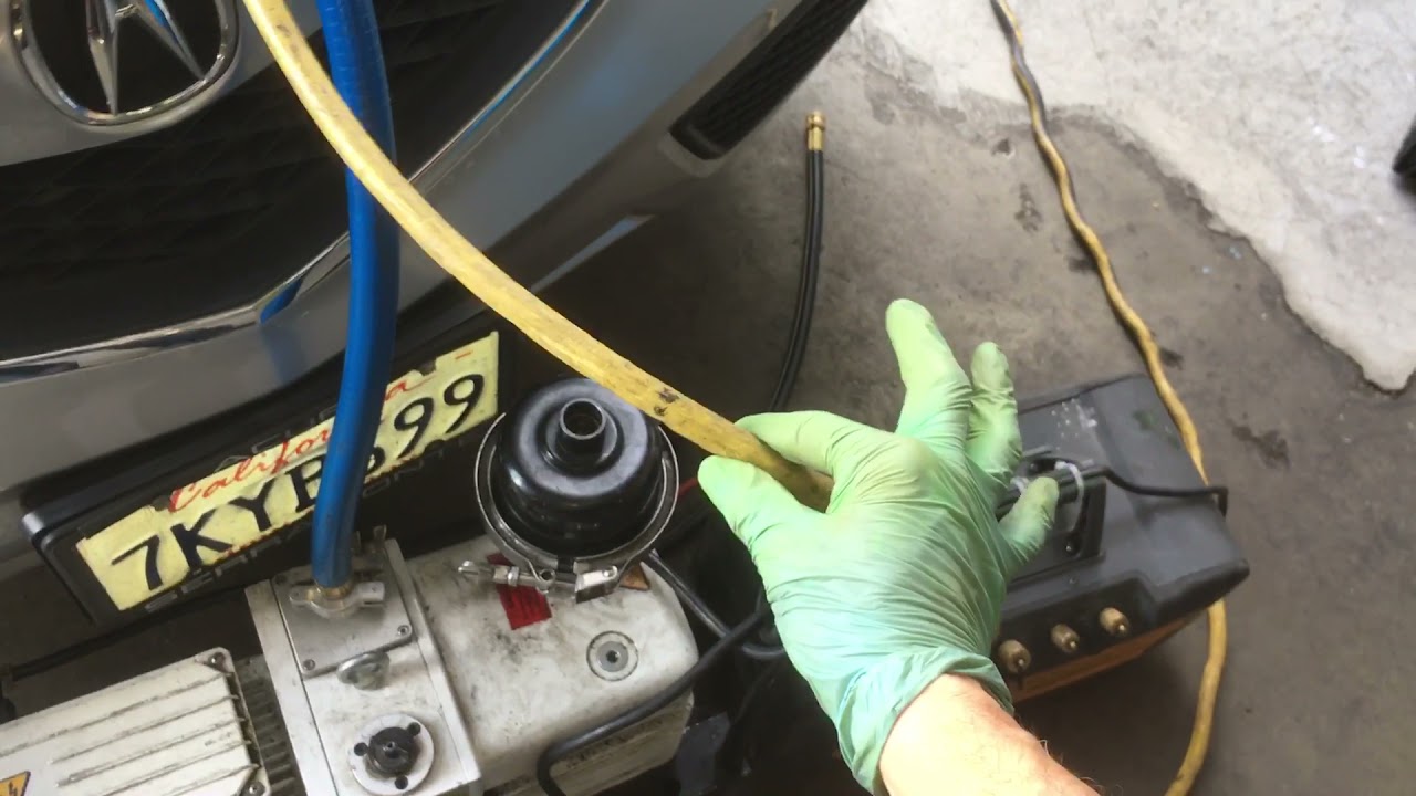 Vacuum Pump demonstration Vacuum through refrigerant hose￼ VS. Vacuum through silicone vacuum hose￼￼