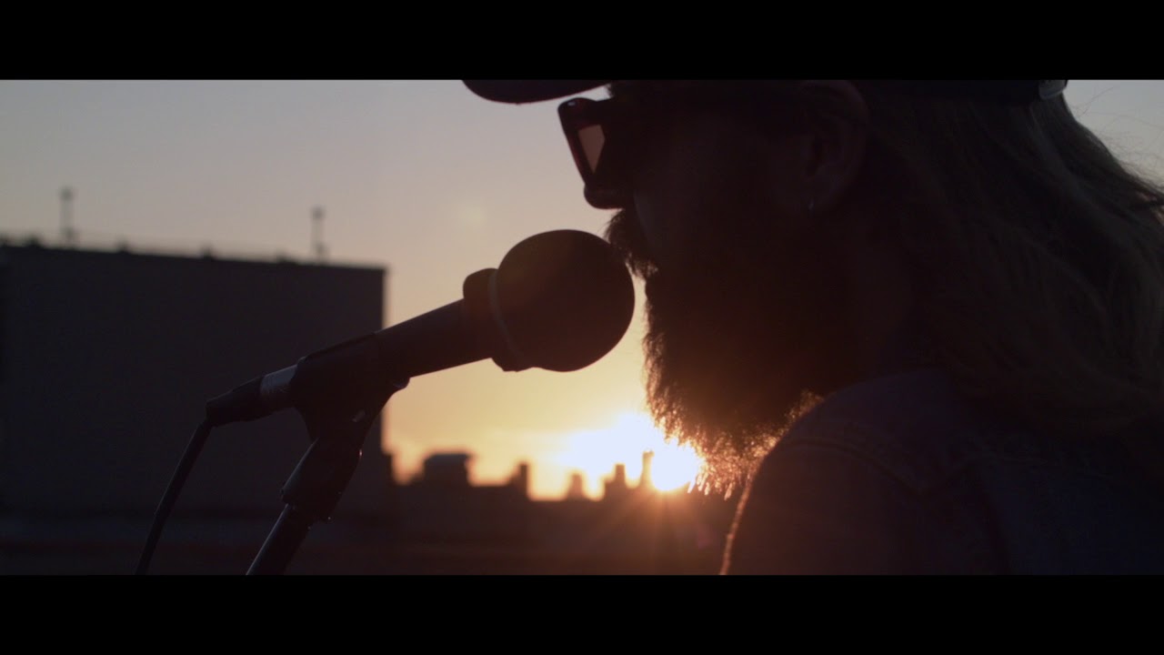 Lowpines - 'Come On Chaos' live Brooklyn rooftop