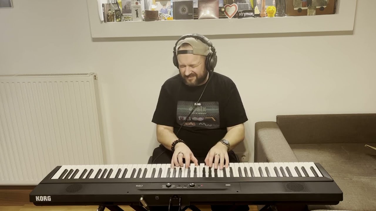 CSÉRY ZOLTÁN / KORG LIANO PART 1.