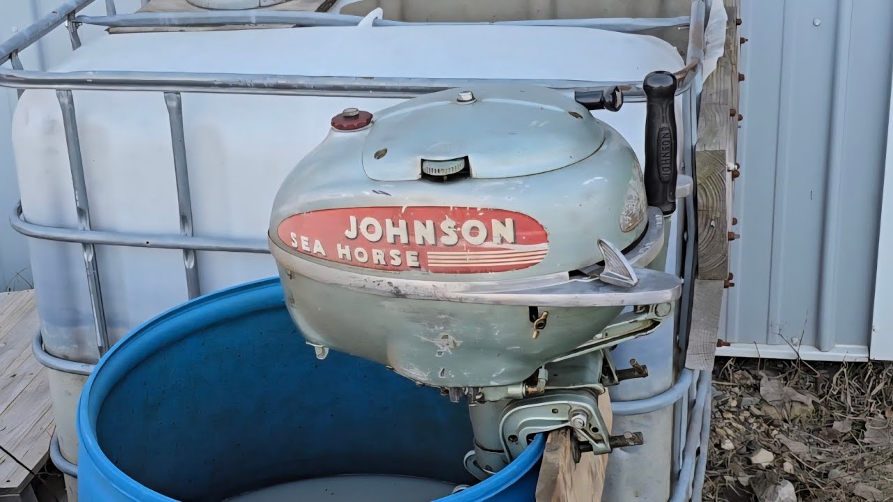 1947 Johnson TD-20 5hp Outboard Motor Tank Test 