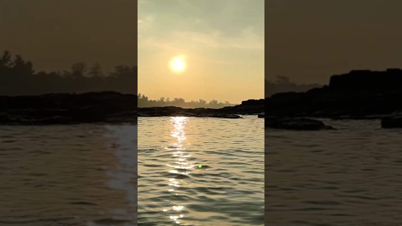 River relaxing sound #relaxing #relaxingmusic #riversound #trendingshorts #cinematiccamera #trending