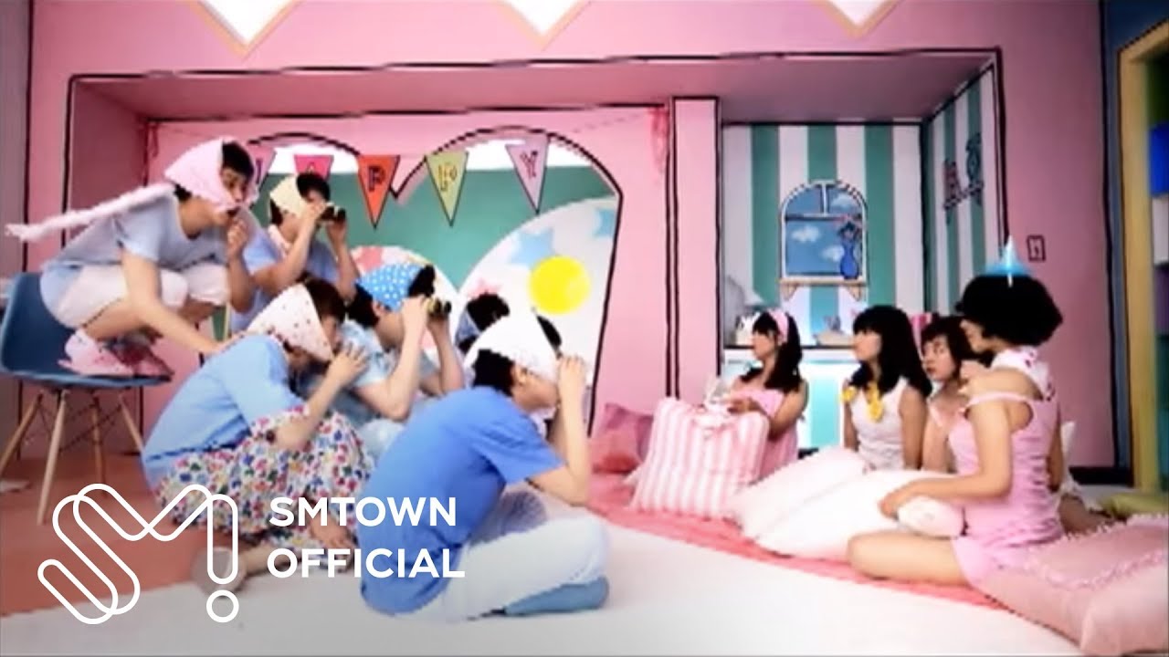 SUPER JUNIOR-Happy 슈퍼주니어-해피 '파자마파티 (Pajama Party)' MV
