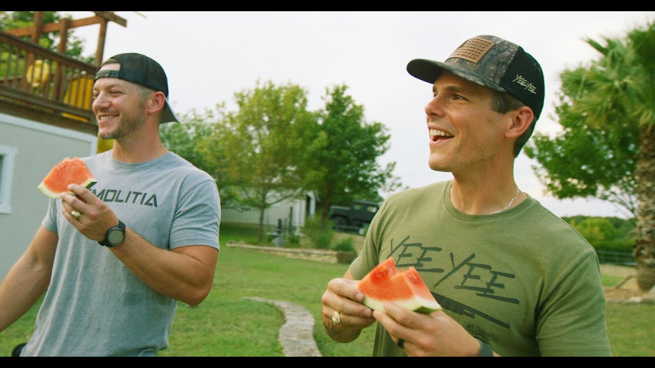 Granger Smith - Country Things (Official Music Video)
