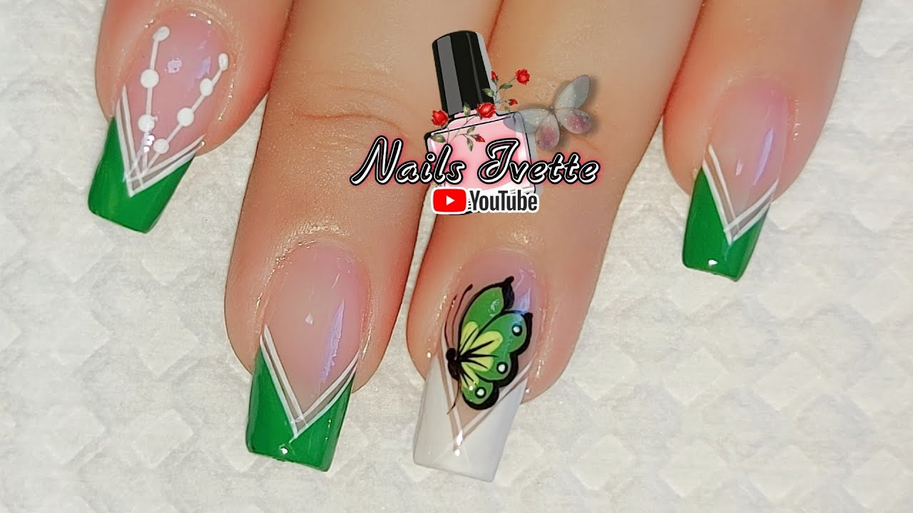 Uñas decoradas verde y blanco / Diseño de uñas french blanco y verde / Decoración de uñas mariposa