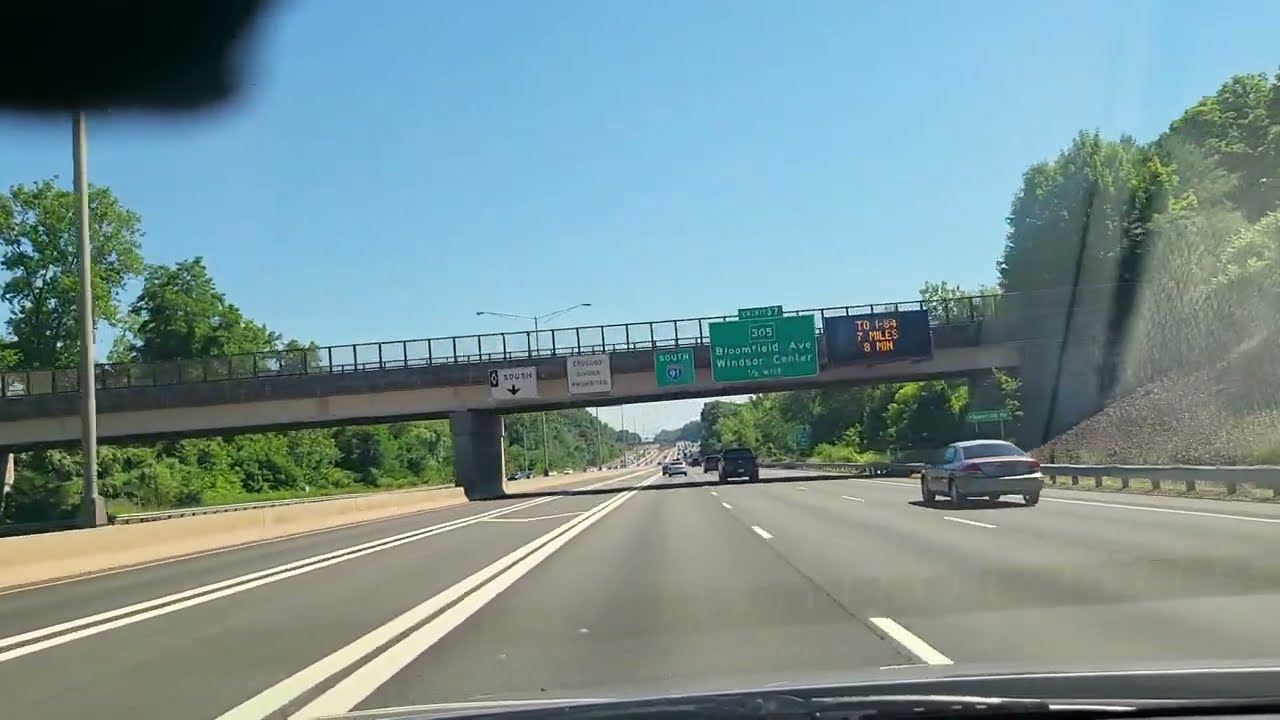 Driving from Windsor Lock Connecticut to Hartford Connecticut