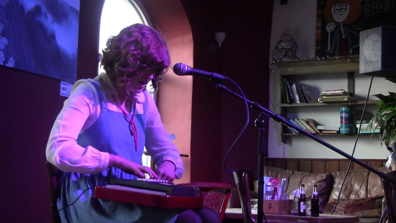 Gelynion poetry: Bangor - Elan Mererid Rhys