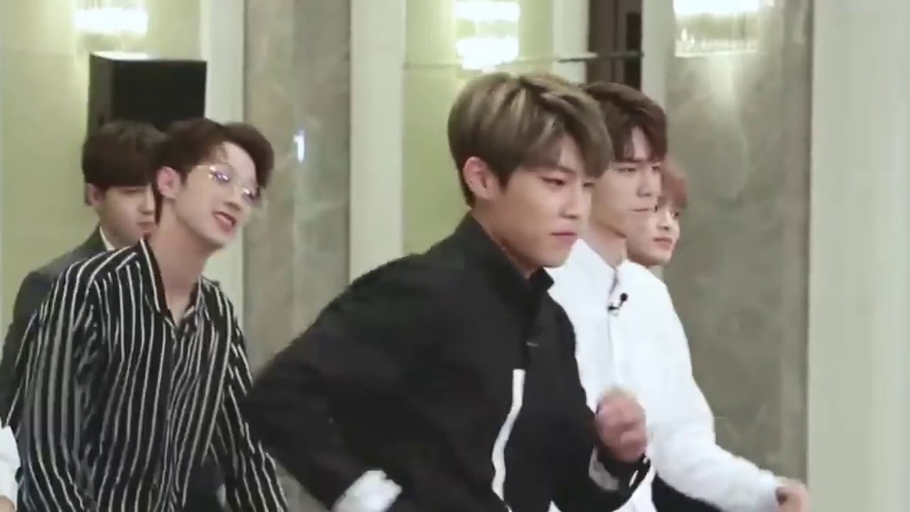 WANNA ONE - 3 Minutes with Park Woojin