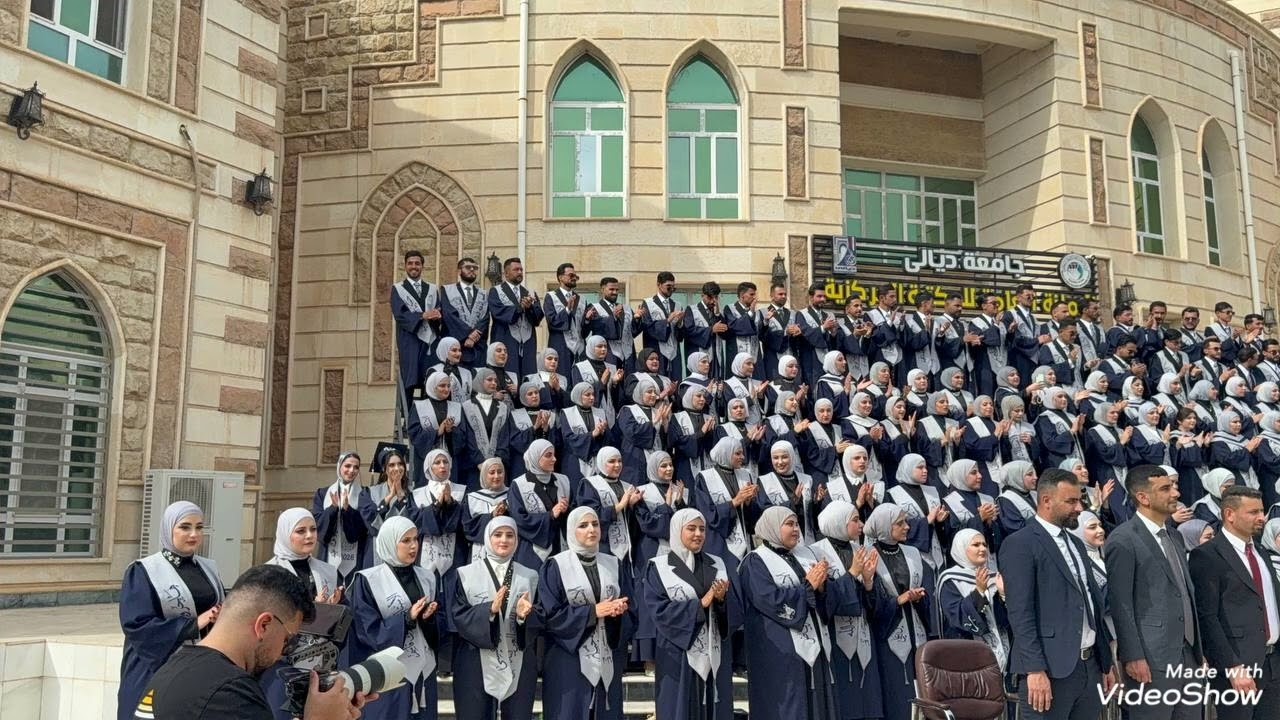 اللهم صل على محمد وآل محمد 