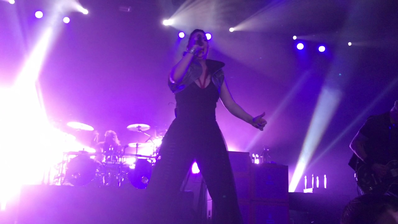 Evanescence - New Way To Bleed (Live In Brasília - 04-20-17)