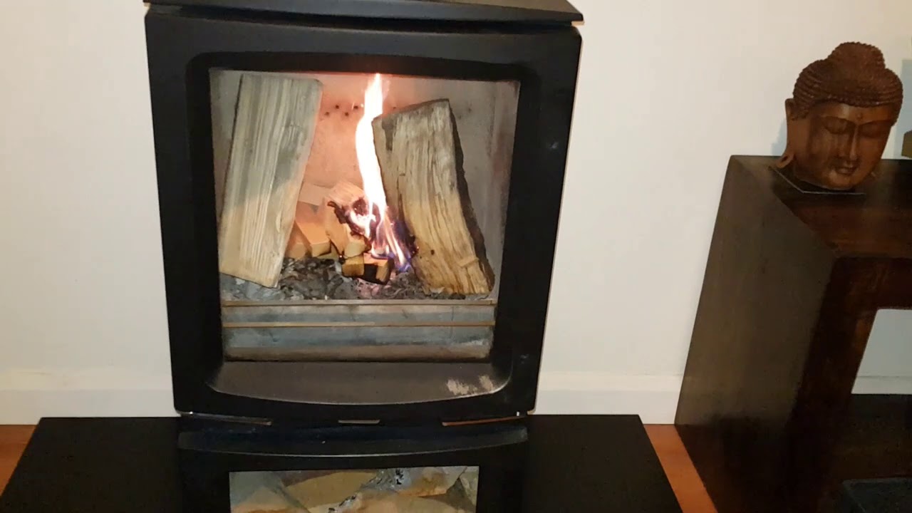 Using our Stovax Woodburner