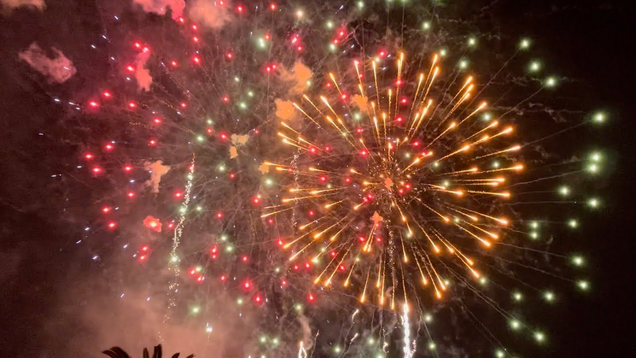 Castillo posterior a la gala de la pirotécnica en Valencia, 2025
