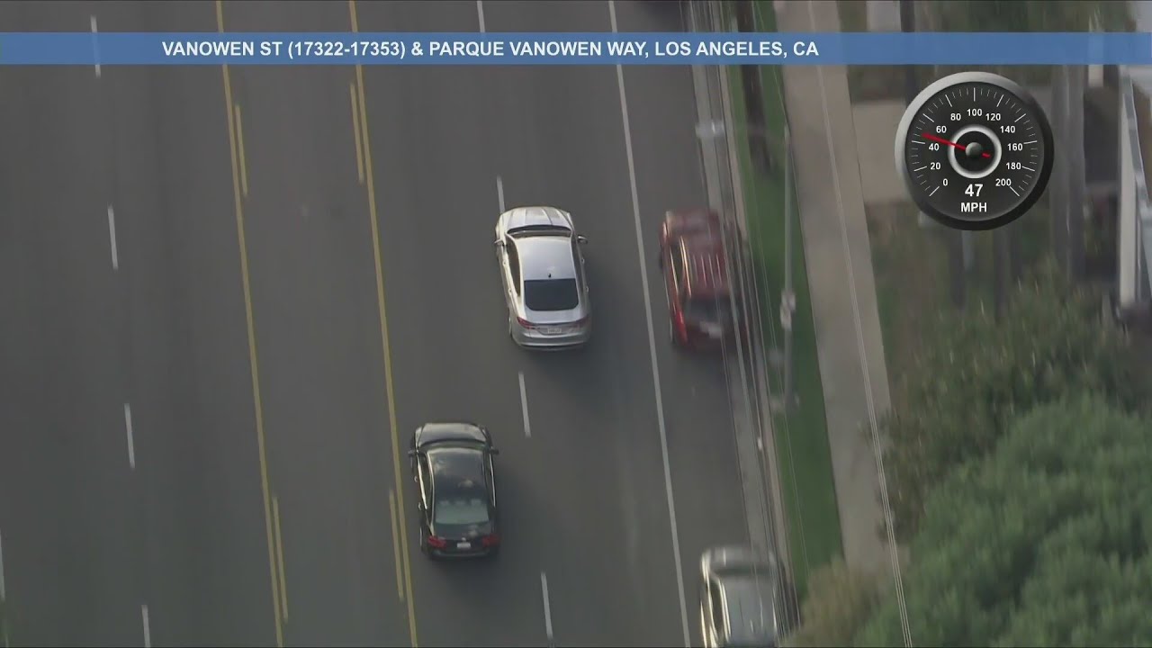 Stolen vehicle suspect surrenders to police after hourlong pursuit on Los Angeles streets
