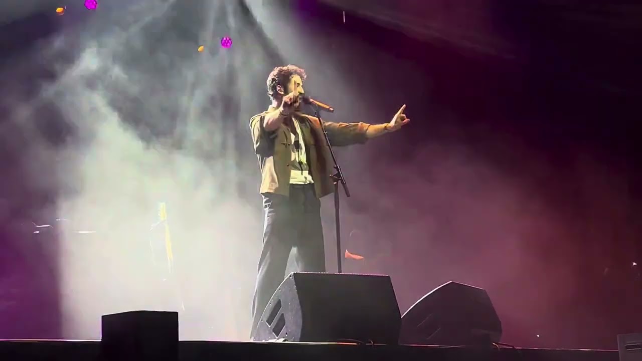 darren criss - hopelessly devoted to you - london palladium, 15.10.23