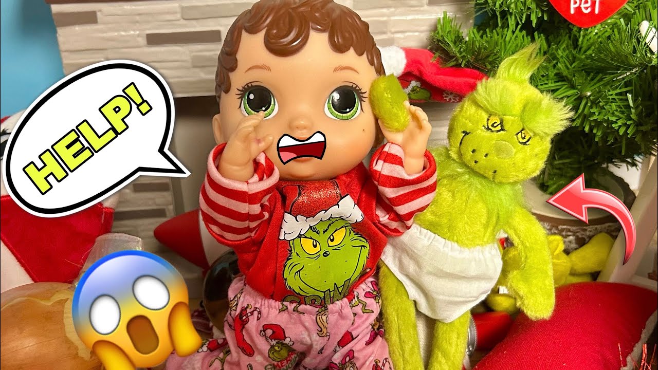 BABY ALIVE Zoe babysits the GRINCH! 😱
