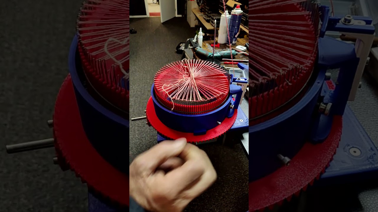 mutsenbreimachine (Hat knitting  machine) 3D printed sock knitting machine