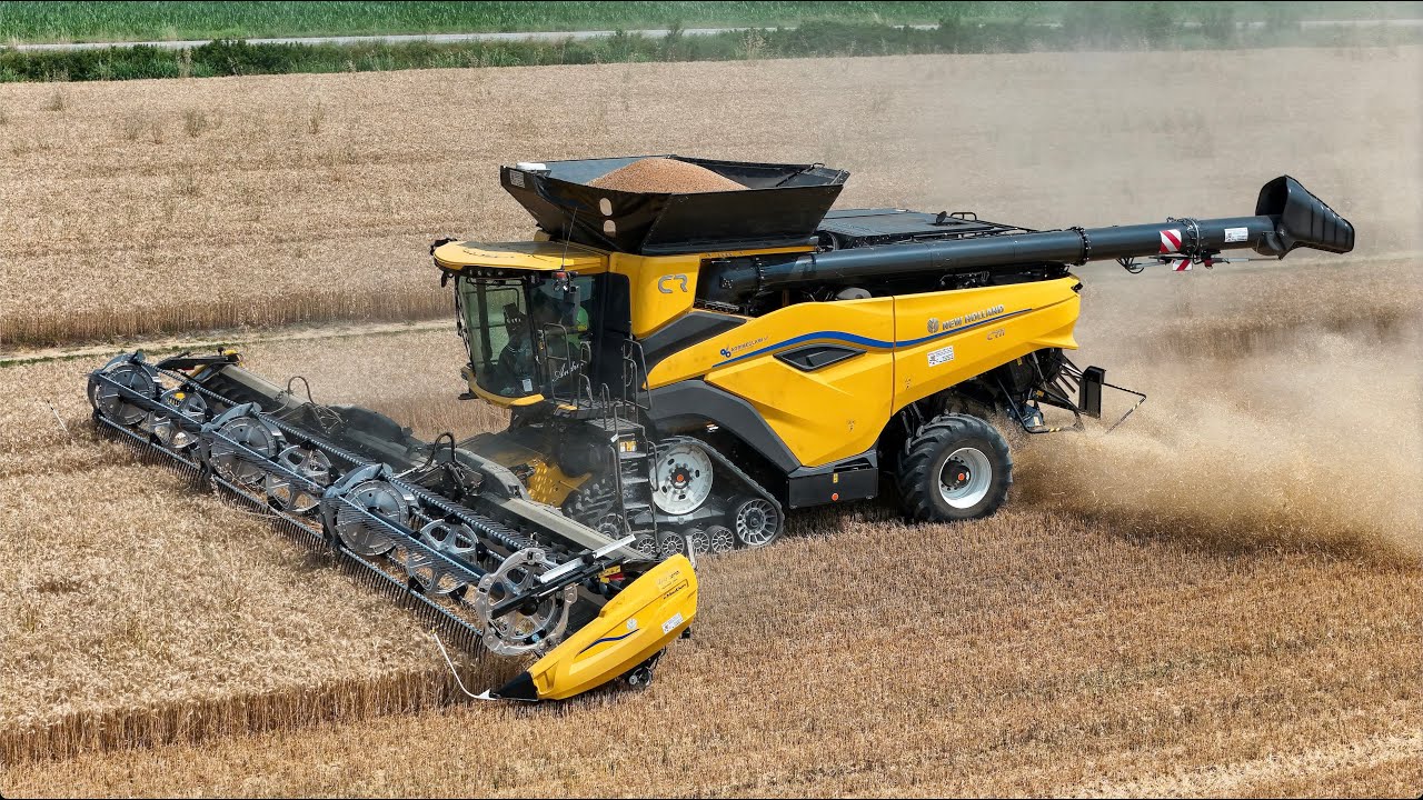| New Holland CR11 | MacDon FD 245 Da 13.7 Metri | BIG HARVESTER